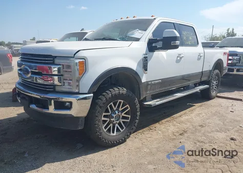 2018 Ford F-250 Lariat из США, поврежденный, VIN 1FT7W2BT3JEB56778